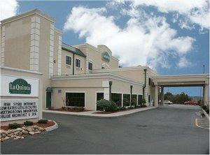 la quinta inin and suites knoxville